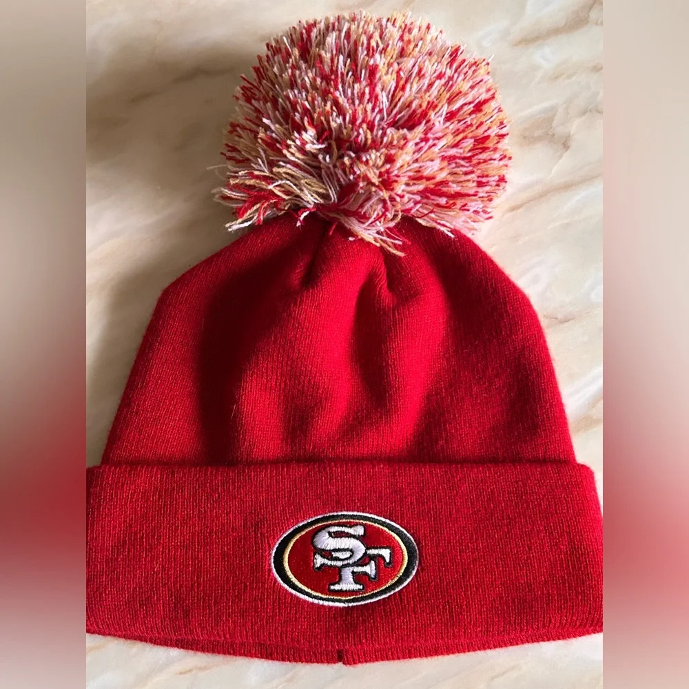 NFL Team Apparel San Francisco 49ers Youth Cuffed Knit Hat With Pom